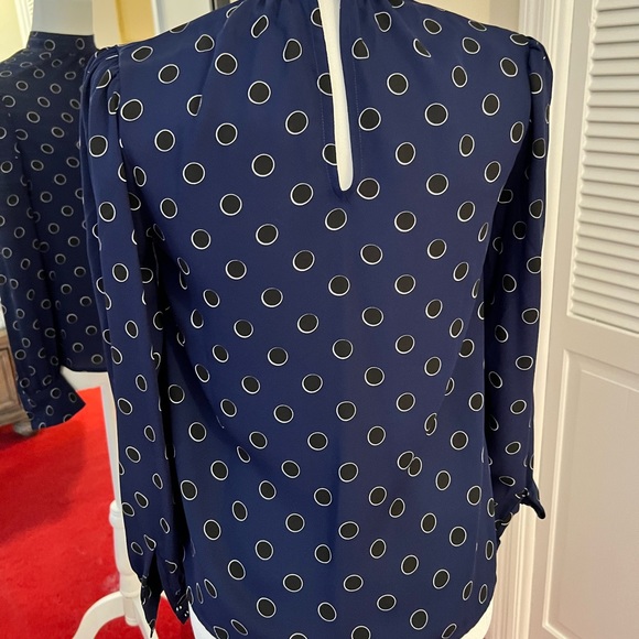 New Look spot pattern top in blue from ASOS - Picture 6 of 7